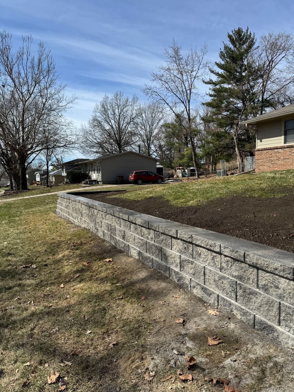 Retaining wall